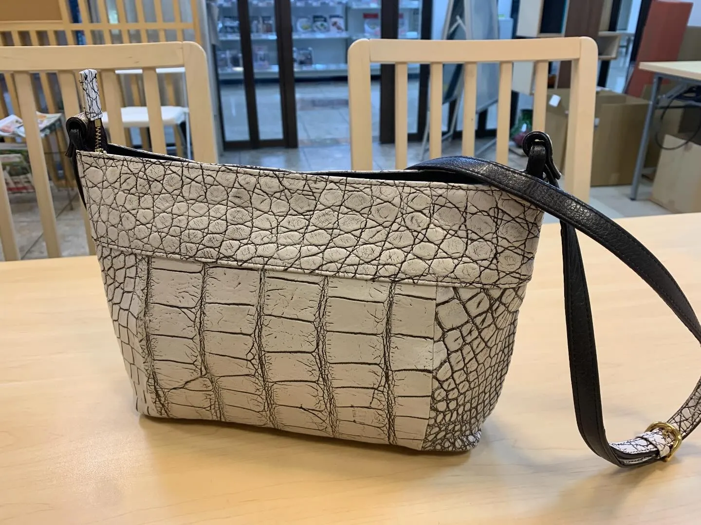 【クロコダイル アリゲーター】